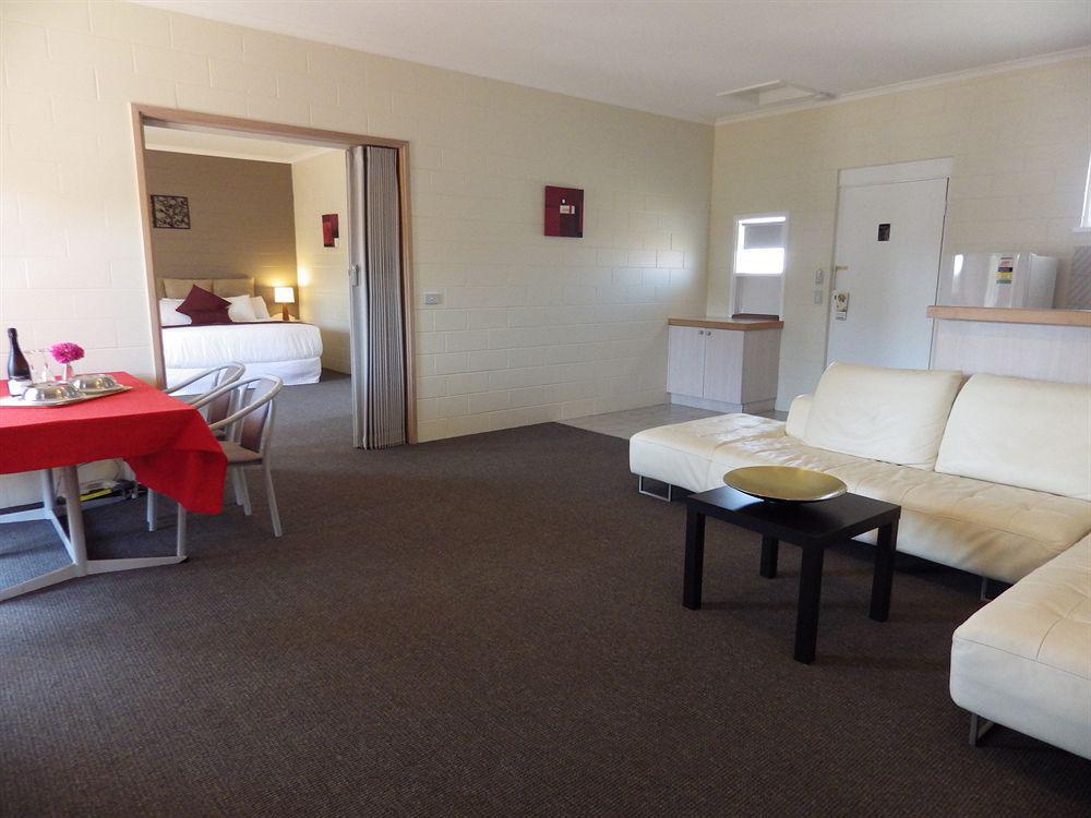 Comfort Inn & Suites King Avenue Sale Exterior foto